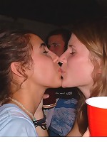 girls kissing megamix 48